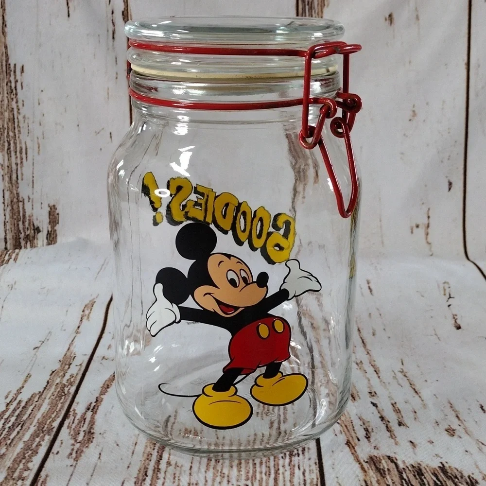 Vintage‎ Anchor Hocking Disney Mickey Mouse Locking Canister